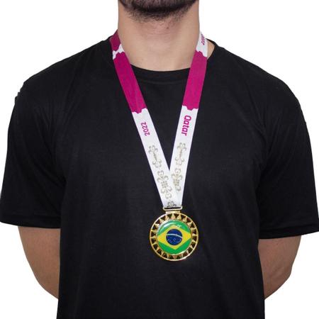 Imagem de Kit Chuteira Futsal Umbro Adamant League + Medalha Premium Copa Qatar 2022