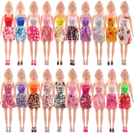 Kit de Roupas Para Bonecas 5 Vestidos Longos + 5 Conjuntos Casuais -  Compatível com Barbie e Frozen - Sheilinha Confecção - Roupa de Boneca -  Magazine Luiza