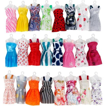 Imagem de Kit com 10 Vestidos Casuais para Bonecas - Compatível com Bonecas de Até 30cm de Altura