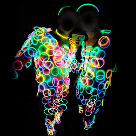 Imagem de Kit Com 200 Un Pulseiras Neon Coloridas Cores Sortidas Alto Brilho Fluorescente P/ Festa Balada Eventos Carnaval Casamento Aniversário Coloridas