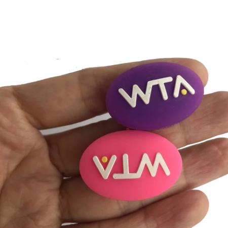 Imagem de Kit com 3 Antivibradores para Raquete de Tênis: WTA ROSA + WTA ROXO + AO