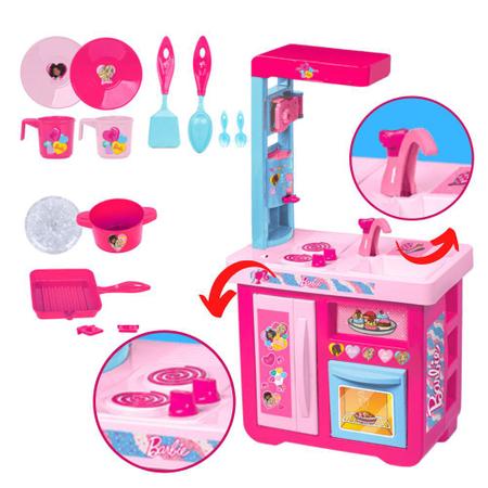 Kit Barbie Cozinha Mestre Cuca Luva + Touca + Avental Jogo - Cotiplás -  Cozinha Infantil / de Brinquedo - Magazine Luiza