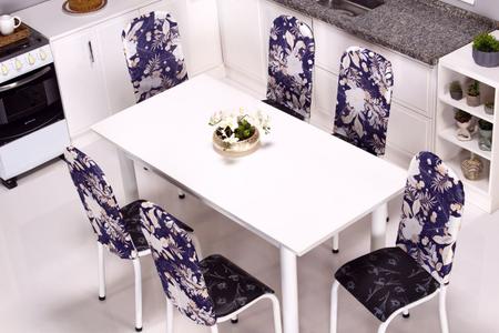 Imagem de Kit de Capas de Cadeira Tubular de Cozinha Decora e Renova Malha Gel 4 Peças Estampa 6 Floral Bege e Azul Marinho