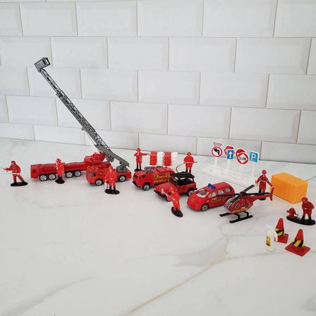 Imagem de Kit de Carrinhos Infantil 40 Peças Fênix Brinquedo Educativo Bombeiros Aviões Polícia Construção
