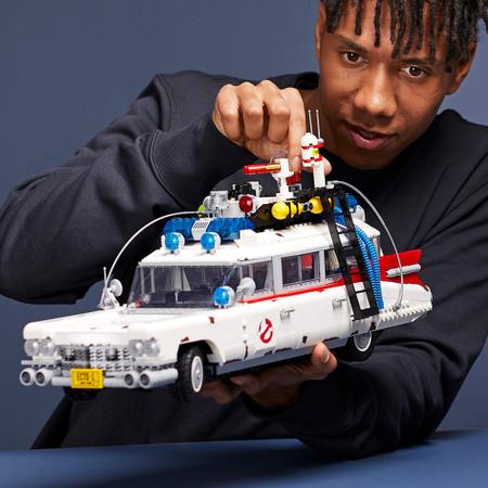 Imagem de Kit de carro LEGO Icons Ghostbusters ECTO-1 10274 de brinquedo de construção