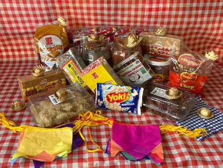 Imagem de Kit de Doces de festa junina para 1 a 2 pessoas- 25 Itens