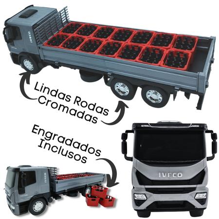 Kit Duas Unidades: Caminhão Com Madeira + Caminhão Com Engradados Brinquedo  Infantil - Usual Brinquedos - Caminhões, Motos e Ônibus de Brinquedo -  Magazine Luiza