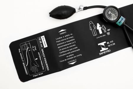 Kit Estetoscópio Adulto e Infantil Bic + Esfigmomanometro Aparelho De Medir Pressão Arterial Imagem de Kit Estetoscópio Adulto e Infantil Bic + Esfigmomanometro Aparelho De Medir Pressão Arterial