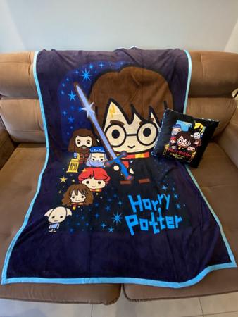 Imagem de Kit Harry Potter Almofada + Cobertor Personagens Hogwarts Presente Geek Friozinho Cobertor Sofá Quentinho