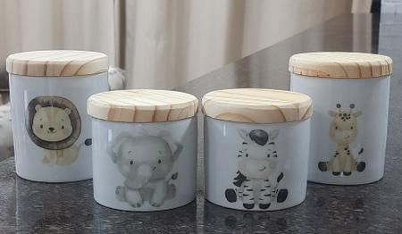 Imagem de Kit higiene bebê Safari 4 potes - Peças Porcelana Tampas Pinus