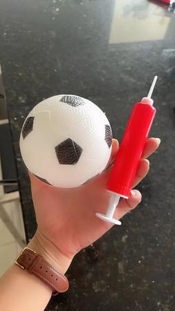 Imagem de Kit Infantil 2 Mini Golzinho Traves de Gol + 2 Mini Bola + 02 Redes + 2 Bombas de Ar p/ Gincana Futebol Treino Esporte Bebês Crianças