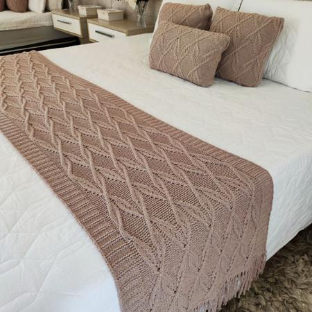 KIT LUNA CAMA CASAL * PESEIRA TRICOT 180X60cm + 2 CAPA DE ALMOFADA - USUFRUTO Imagem de KIT LUNA CAMA CASAL * PESEIRA TRICOT 180X60cm + 2 CAPA DE ALMOFADA