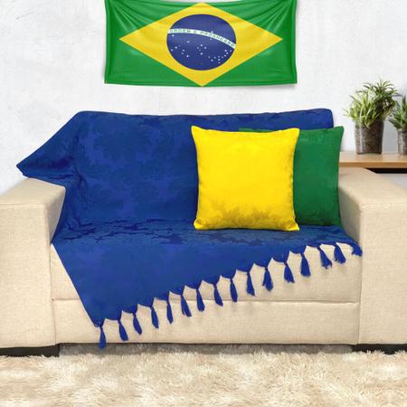 Imagem de Kit Manta Xale Para Sofá Com 2 Capas de Almofada Copa do Mundo Brasil Verde e Amarelo