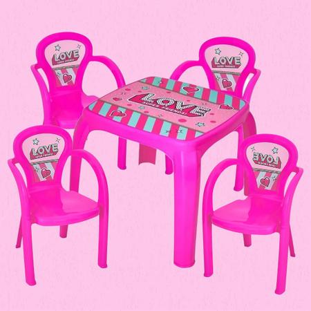 Imagem de Kit Mesinha Infantil Love Com 4 Cadeiras De Plástico Rosa Suporta 25kg