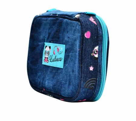 Kit mochila jeans azul clara com paetês oficial luluca LU3191 com estojo E  lancheira térmica em Promoção na Americanas