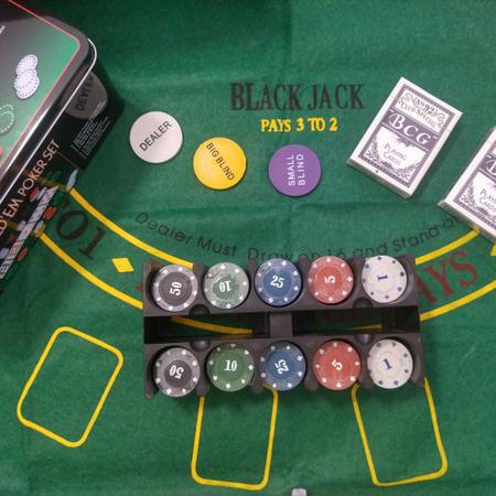 Kit Jogo De Poker 200 Fichas Numeradas, Texas Hold'em