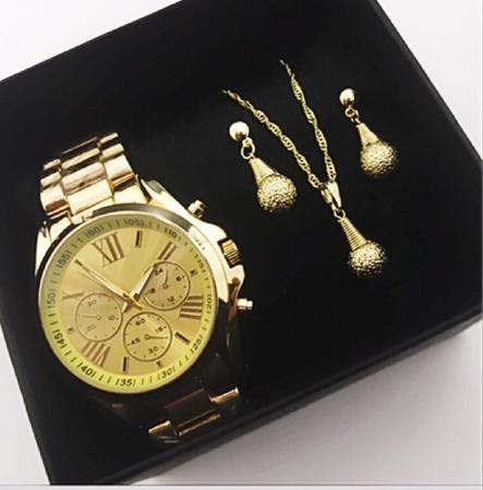 Imagem de Kit relógio feminino com colar e brincos presente luxo