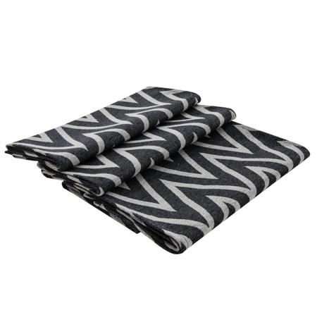 Jogo de Tapete Cozinha Antiderrapante 3 peças Chevron Preto com Cru em  Super Oferta, você encontra aqui na Casas Franklin: Cama, Mesa e Banho no  Melhor Preço!