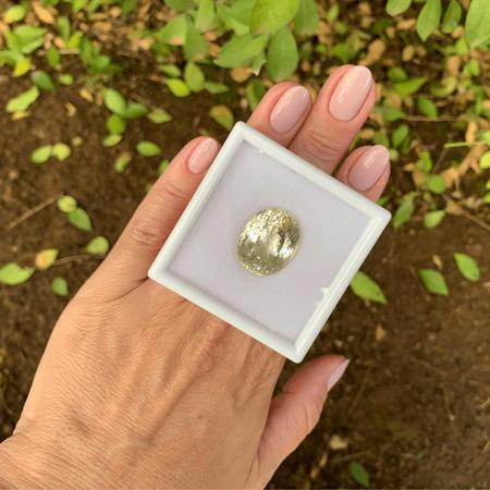 Imagem de Kunzita Amarela Oval 28,04ct