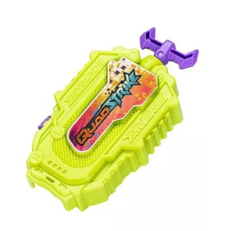 Beyblade Lançador Hasbro QuadStrike Ambush Bazilisk - Pião de Batalha e  Acessórios - Magazine Luiza