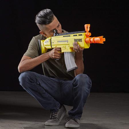 Lançador de Dardos Hasbro Nerf Fortnite AR-L