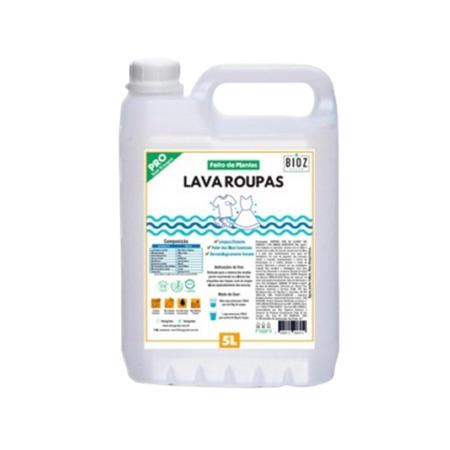 Lava Roupas Liquido Refil 5L Bioz Green Formula Com Ingredientes Naturais Rende Ate 30 Lavagens Imagem de Lava Roupas Liquido Refil 5L Bioz Green Formula Com Ingredientes Naturais Rende Ate 30 Lavagens