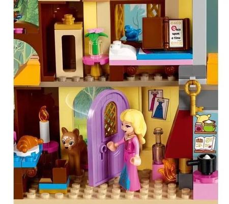 Imagem de Lego 43188  Disney Princesas - Casa Da Floresta De Aurora - 300 peças