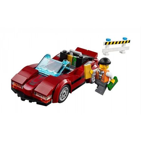 Imagem de LEGO City - 60138 - Perseguição em Alta Velocidade