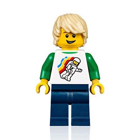 LEGO City MiniFigure Skatista Boy com skate e Cool Rail 31067