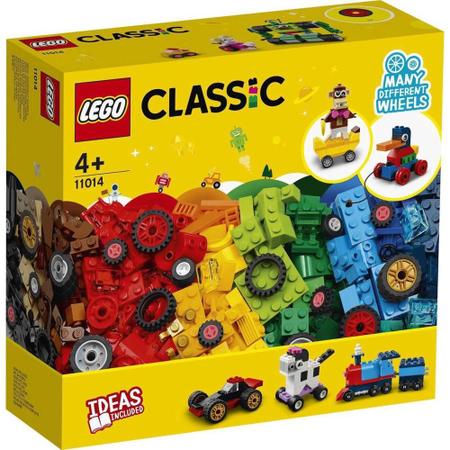 Brincando com as peças do Lego ou blocos para montar - Me põe na história