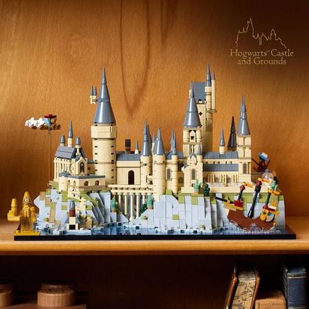 LEGO Harry Potter - Castelo De Hogwarts 71043 - Brinquedos de Montar e  Desmontar - Magazine Luiza