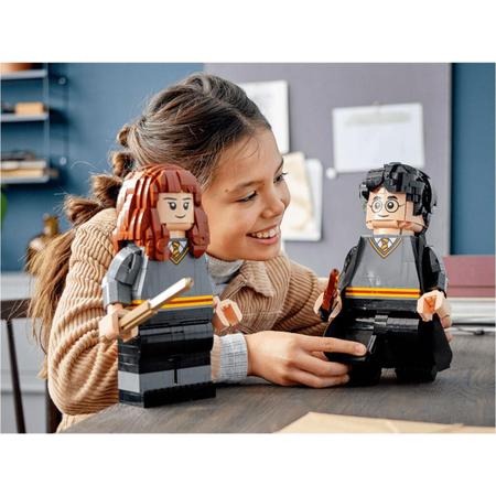 Lego Harry Potter Xadrez Dos Feiticeiros De Hogwarts - Brinquedos de Montar  e Desmontar - Magazine Luiza