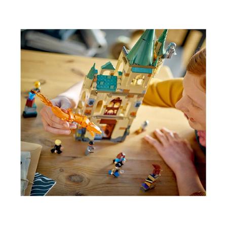 Lego Harry Potter Castelo e Terrenos de Hogwarts 76419 - Brinquedos de  Montar e Desmontar - Magazine Luiza