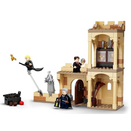 Lego Harry Potter Primeira Aula De Voo 76395 264 Peças - Brinquedos de  Montar e Desmontar - Magazine Luiza