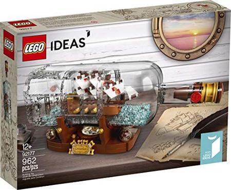 Imagem de LEGO Ideas Ship em um kit de construção de especialistas da garrafa 92177, snap together model ship, conjunto de exibição colecionável e brinquedo para adultos (962 peças)