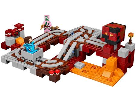 Imagem de LEGO Minecraft A Ferrovia de Nether 387 Peças