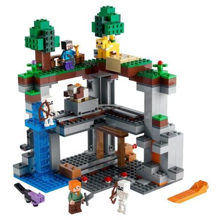 Lego minecraft 21137 a caverna da montanha - Brinquedos de Montar e  Desmontar - Magazine Luiza