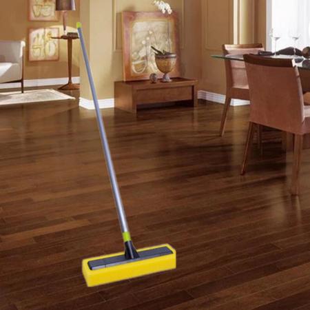 Imagem de limpeza profunda mop cera esponja esfregao  limpa vidros chão cozinha casa  pisos
