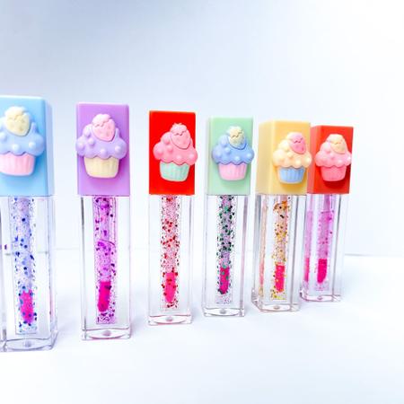 Imagem de Lip gloss hidratante glitter detalhe bolinho fofo máxima pigmentação