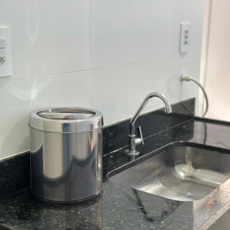 Imagem de Lixeira Inox De Lixo Banheiro Cozinha 6,3 Litros Basculante