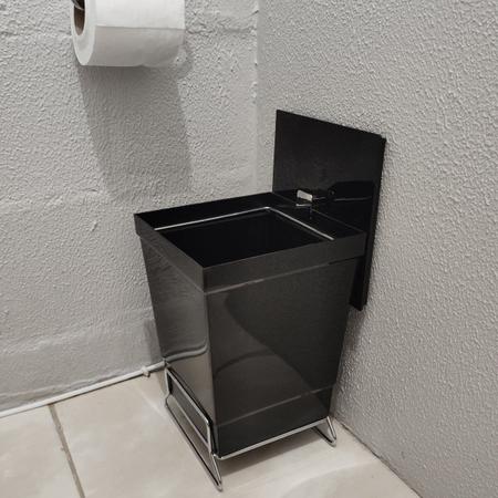 Imagem de Lixeira Para Banheiro Plástica 6,5l Cesto De Lixo Com Tampa Preta