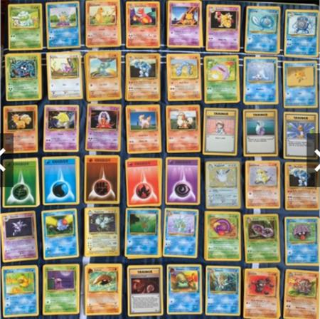 Deck com 55 Cartas de Pokemon Cards Sem Repetição Cartinhas - Deck de  Cartas - Magazine Luiza