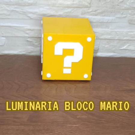 Luminária Retrobox cubo do Mario com 20 mil jogos