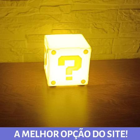 Luminária Retrobox cubo do Mario com 20 mil jogos