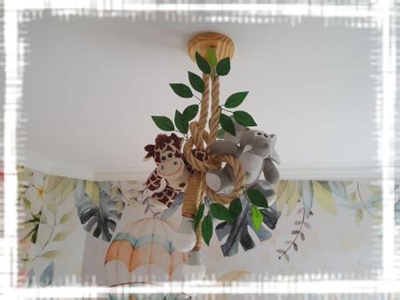 Imagem de Luminária Infantil de teto com girafinha elefantinho