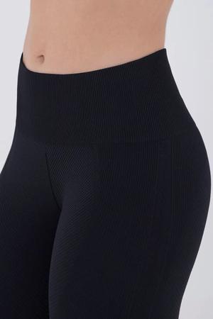 Lupo Calça 71774 AF Basic Feminina Preta Imagem de Lupo Calça 71774 AF Basic Feminina Preta