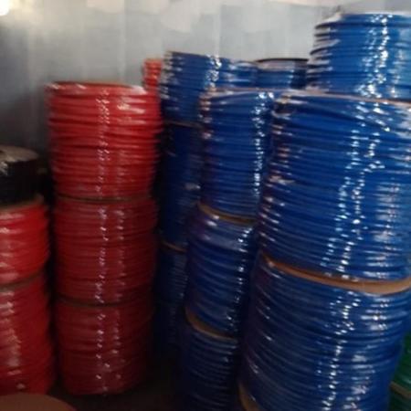 Mangueira De Sítio Duraflex Reforçada - Bobina Com 200 Metro Imagem de Mangueira De Sítio Duraflex Reforçada - Bobina Com 200 Metro