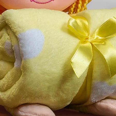 Imagem de Manta Baby com Boneca de Pelúcia Bouton Microfibra Puppy Amarelo