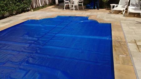 Manta Térmica Para Piscina 6X5 Atco 300 Micras 5X6 Imagem de Manta Térmica Para Piscina 6X5 Atco 300 Micras 5X6