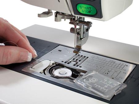 Imagem de Máquina de Costura Doméstica Eletrônica, 170 Pontos, Patch & Quilt, Mesa + Capa Protetora, 1000ppm, SKYLINE S5